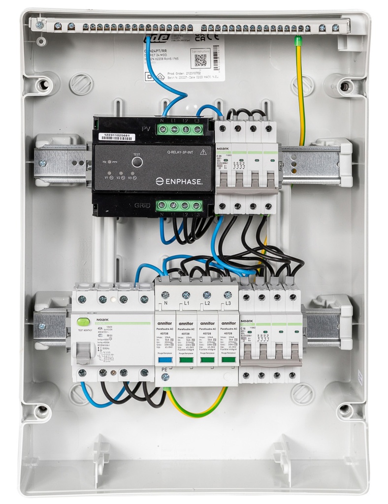 MADEnR - ENPHASE Coffret PV AC 9kW triphasé – 1 Qrelay triphasé + PLACE PASSERELLE