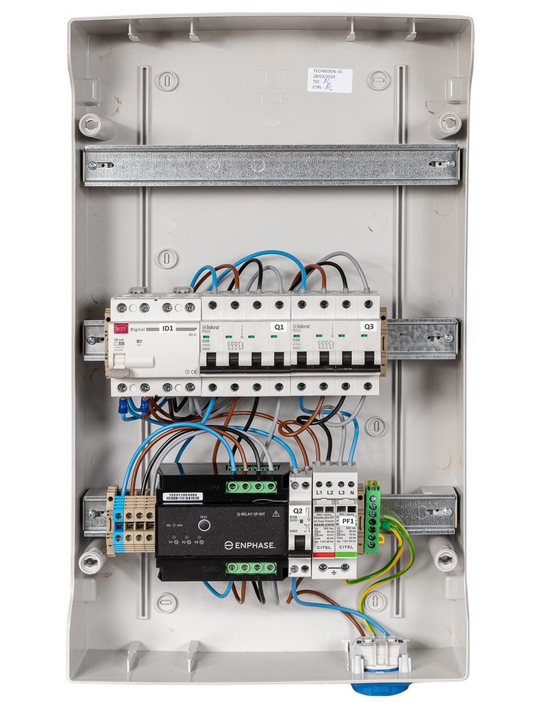 TECHNIDEAL - Coffret AC 3 circuits monophasés pour tri Enphase 9 kW (C20) + 1 Q Relais triphasé + PLACE PASSERELLE 