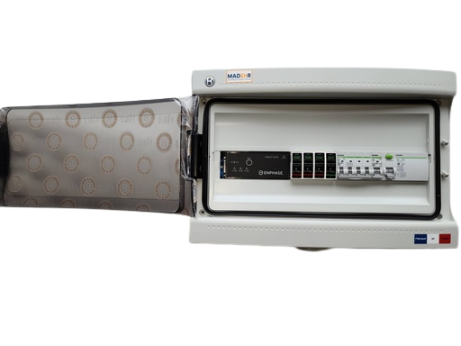 MADEnR - Coffret AC 3 circuits monophasés pour tri Enphase 9 kW (C20) + 1 Q Relay triphasé